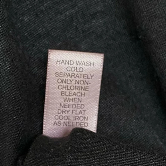 Banana Republic Black V Neck Ruffle Tank - Picture 7 of 7